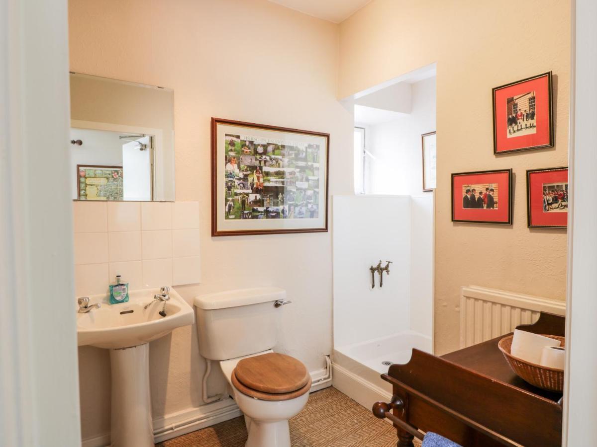 The Mews Flat Apartment Dalswinton Bagian luar foto