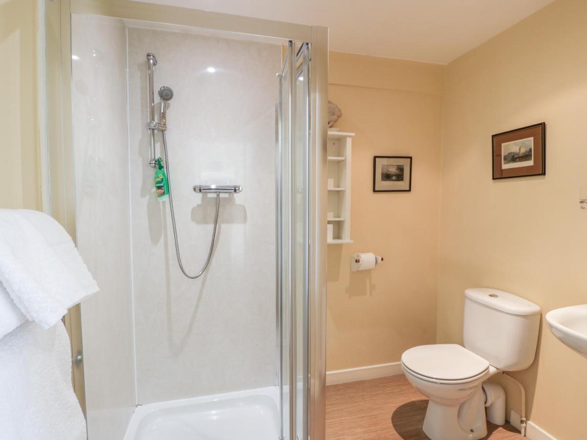 The Mews Flat Apartment Dalswinton Bagian luar foto