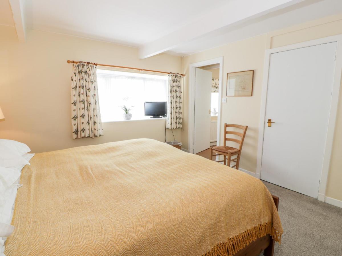 The Mews Flat Apartment Dalswinton Bagian luar foto