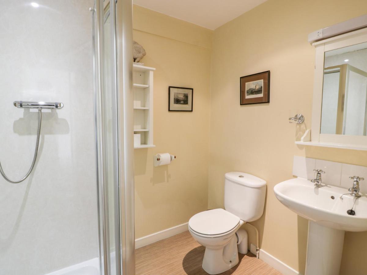 The Mews Flat Apartment Dalswinton Bagian luar foto